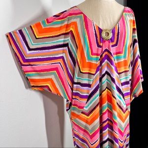 Trina Turk multicolored tunic mini dress 
Fully Lined
▪️Size 12
Like New
